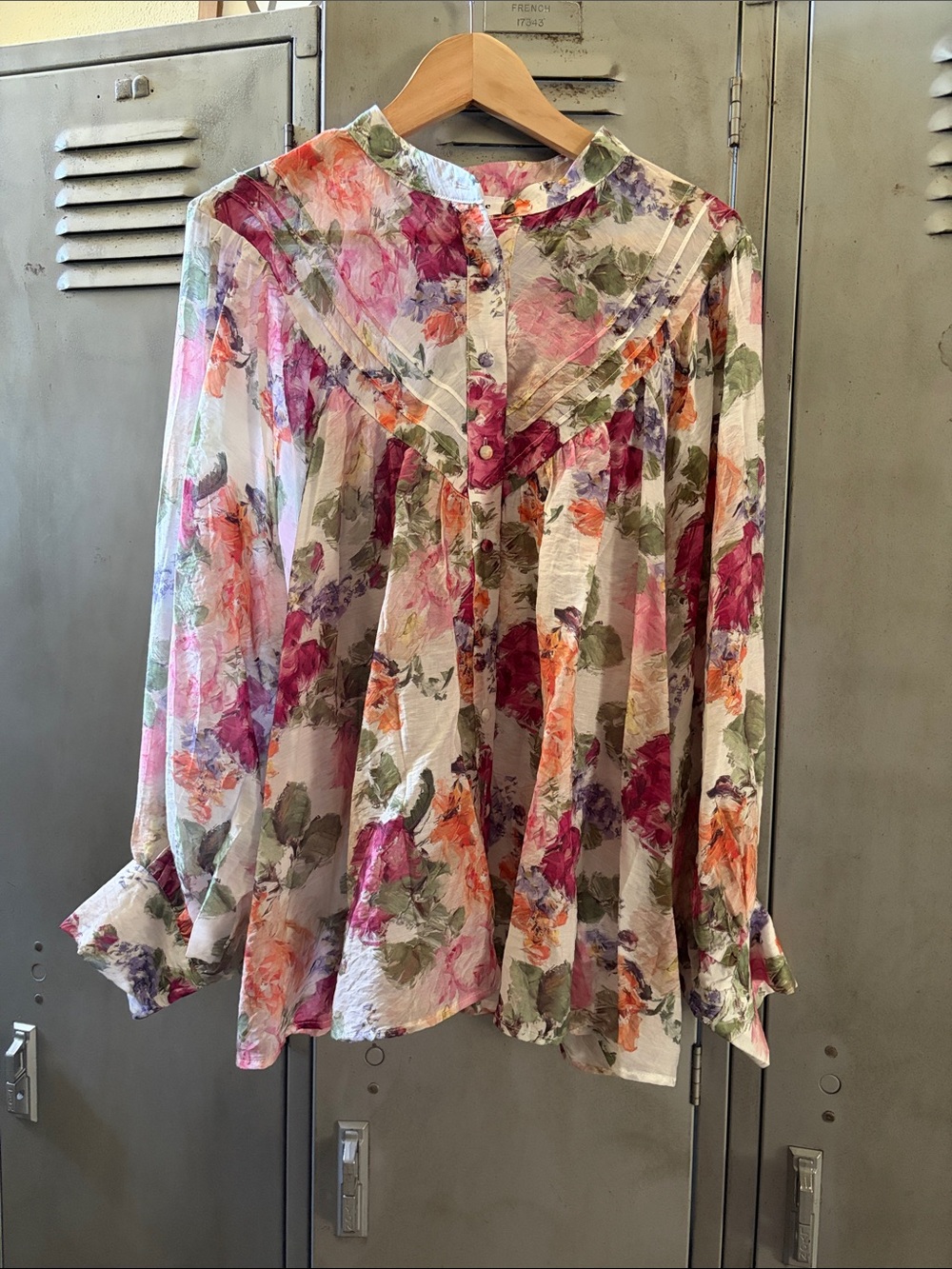 eesome Floral Pintuck Blouse - Pink, Orange, Green